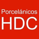 Logo with the words 'Porcelánicos' above 'HDC' in white on a red background